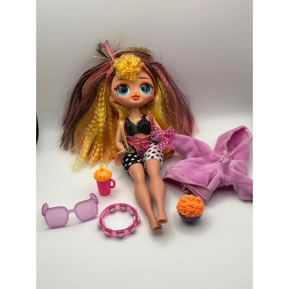 LOL Surprise OMG Remix Pop BB Fashion Doll Pink Yellow Hair Music Accessories